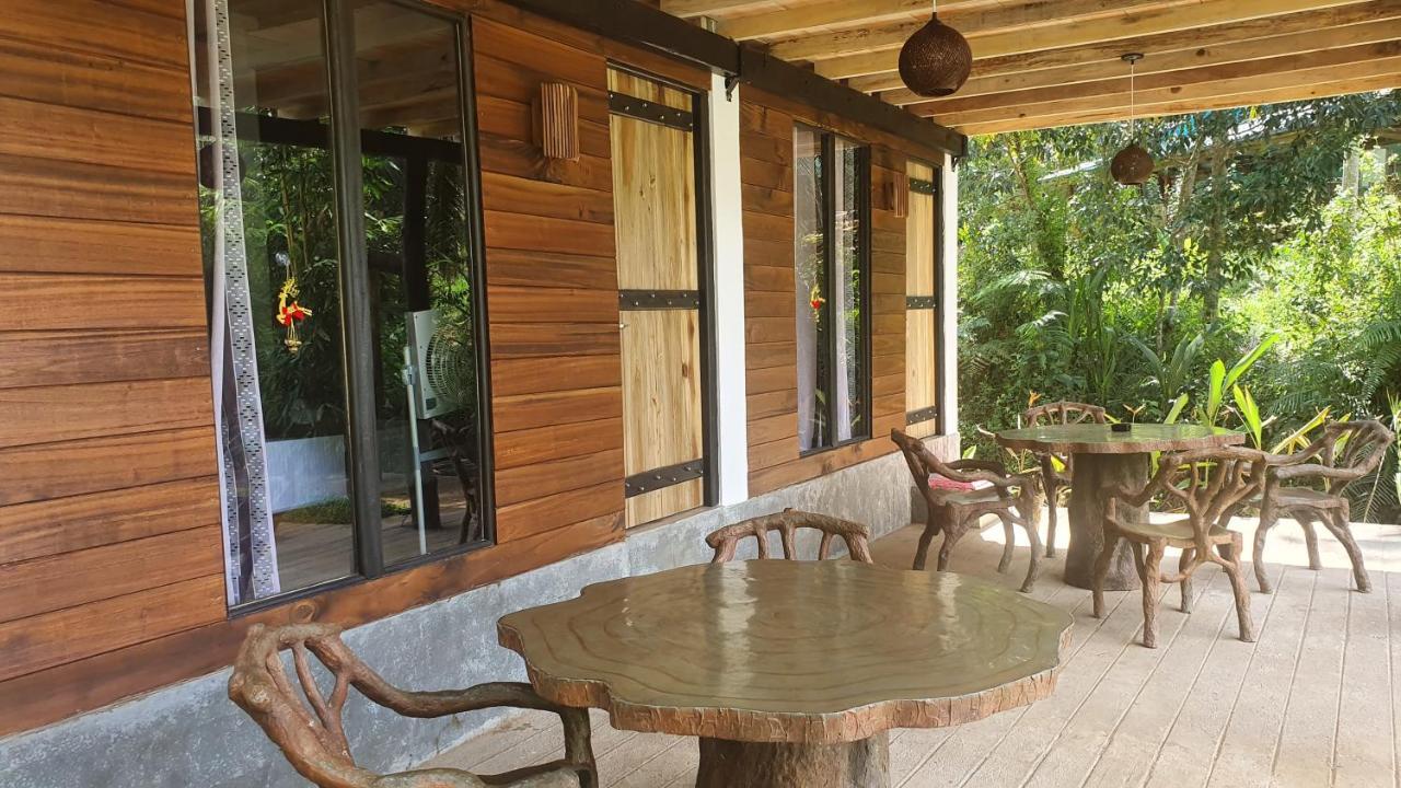 Sinharaja Hostel Деніяя Екстер'єр фото